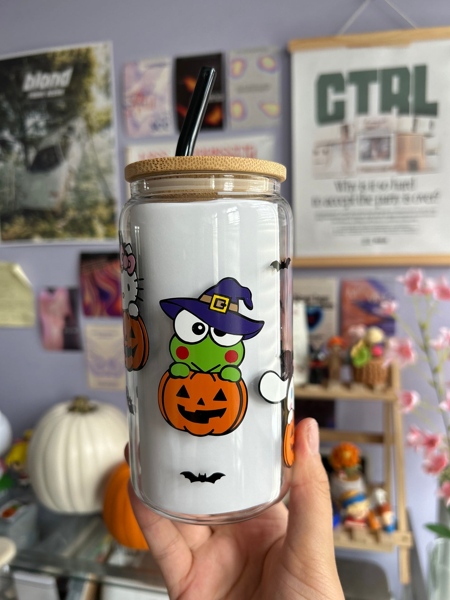 Sanrio Spooky Glass Can