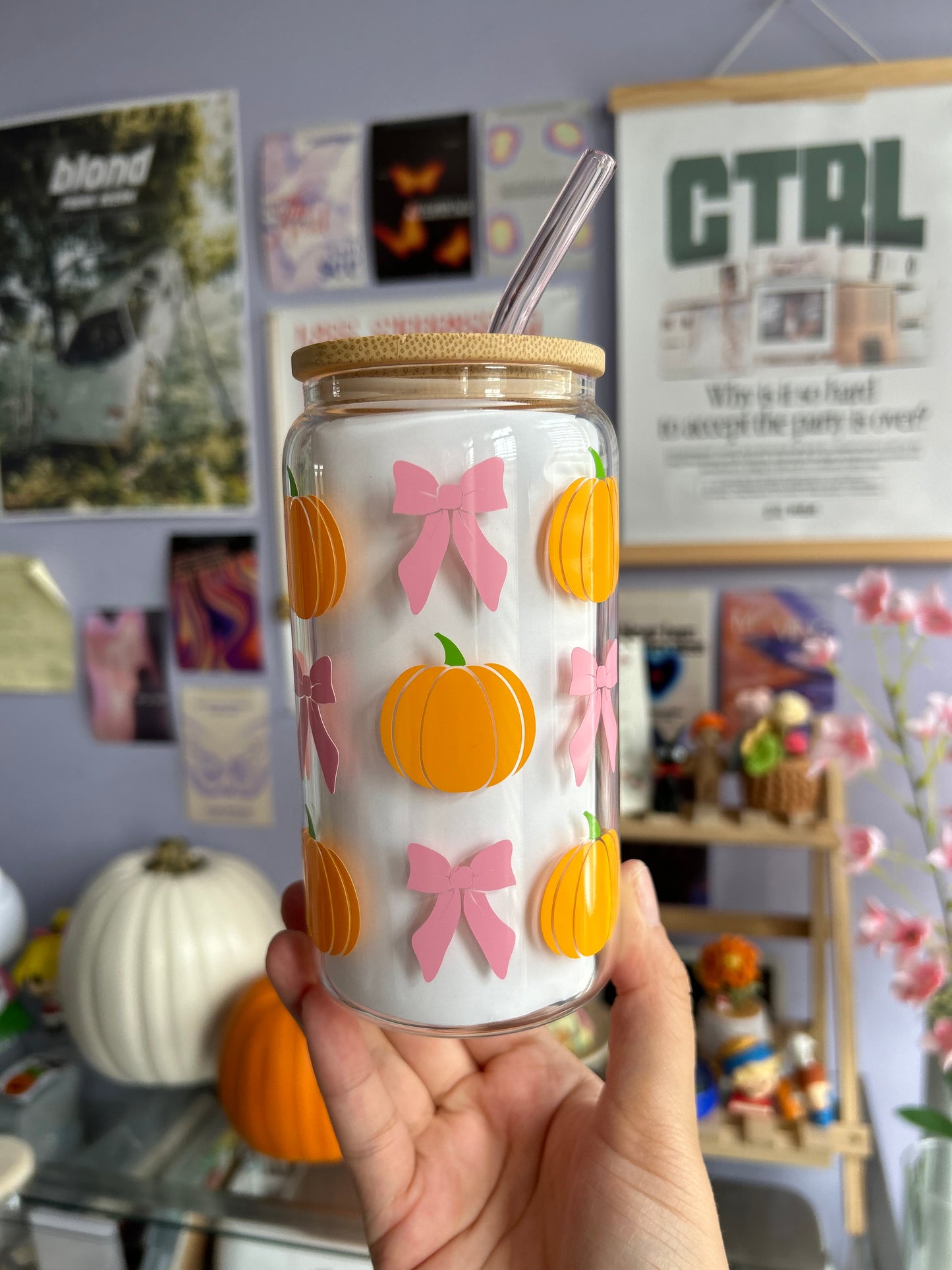 Coquette Pumpkin Glass Can